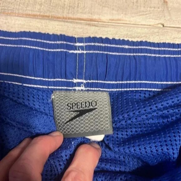 MENS‎ SPEEDO SWIM TRUNKS. XL - Picture 6 of 8